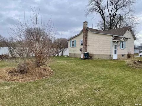 104 Washington St, Benson, IL 61516 photo 15