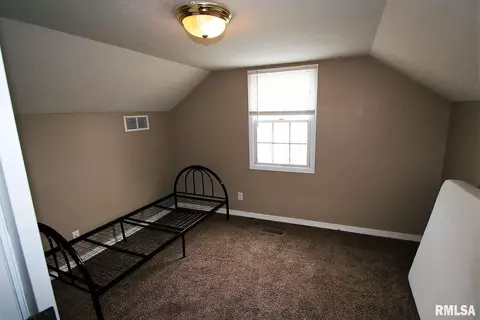 101 E 2nd St, Mackinaw, IL 61755 photo 11