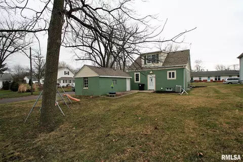 101 E 2nd St, Mackinaw, IL 61755 photo 21