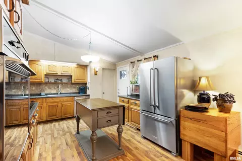 7909 Sky Ranch Rd, Manito, IL 61546 photo 11