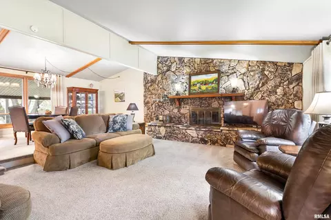 7909 Sky Ranch Rd, Manito, IL 61546 photo 6