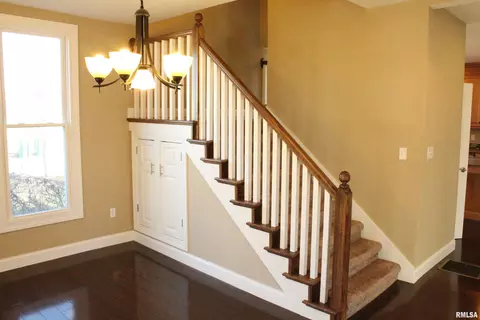 725 E Carroll St, Macomb, IL 61455 photo 17