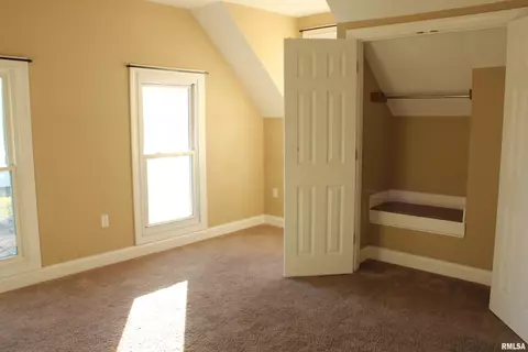 725 E Carroll St, Macomb, IL 61455 photo 25