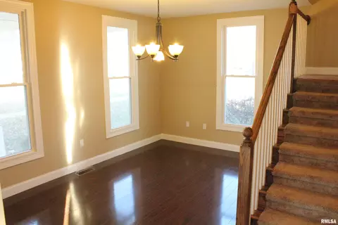 725 E Carroll St, Macomb, IL 61455 photo 16