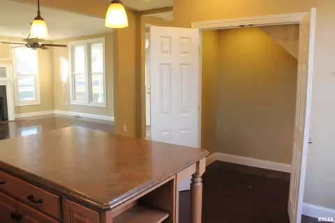 725 E Carroll St, Macomb, IL 61455 photo 14