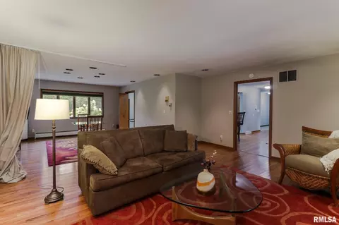 18786 N Arrowhead Ln, Danvers, IL 61732 photo 5