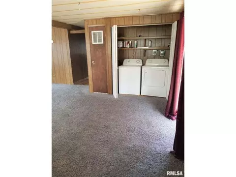 145 E Birch St, Canton, IL 61520 photo 29