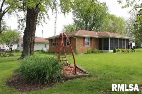 640 E Park St, Cuba, IL 61427 photo 25