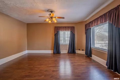 1304 W Progress St, Metamora, IL 61548 photo 6