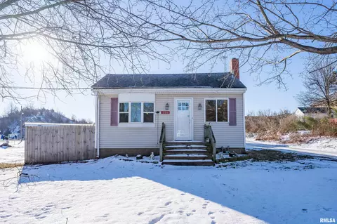 206 E Ann St, Roanoke, IL 61561 photo 1