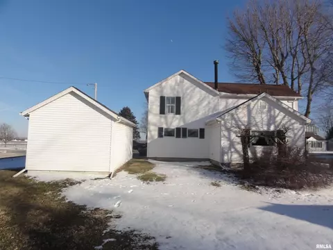 413 N 2nd St, Dunlap, IL 61525 photo 2