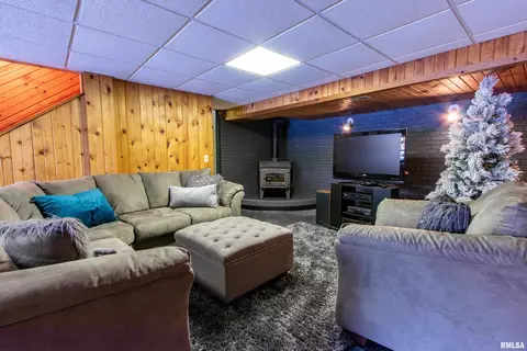 448 E Town Hall Rd, Metamora, IL 61548 photo 33