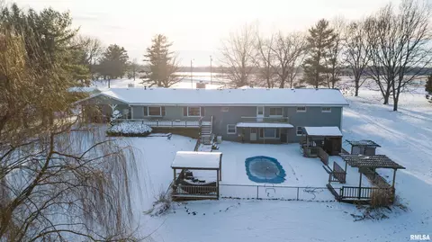448 E Town Hall Rd, Metamora, IL 61548 photo 3