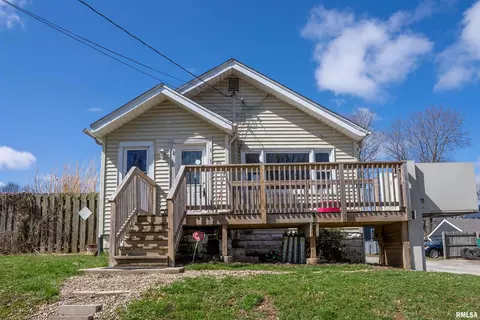 314 Doering Rd, East Peoria, IL 61611
