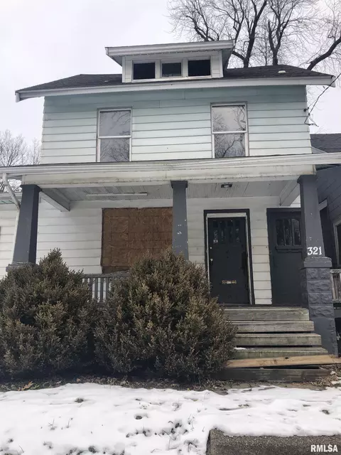321 E Thrush Ave, Peoria, IL 61603 photo 2