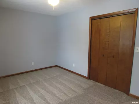 1004 Redbud Ln, Eureka, IL 61530 photo 18