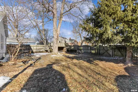 401 E Monroe St, Morton, IL 61550 photo 43