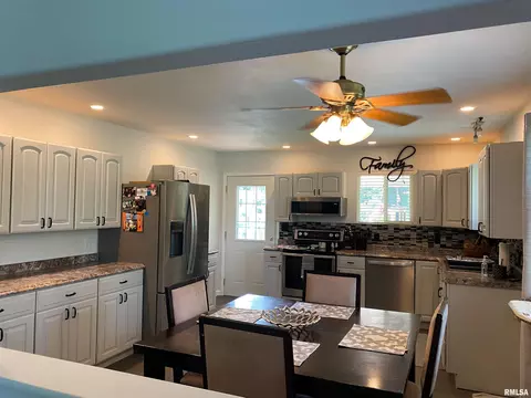 2085 W Adams St, Macomb, IL 61455 photo 10