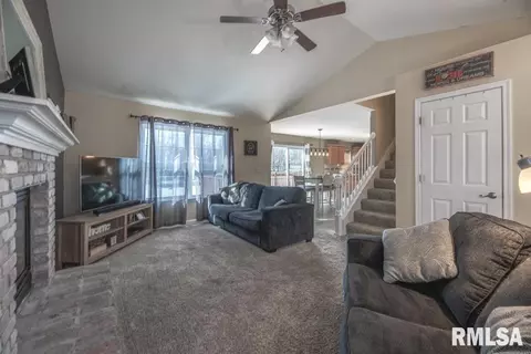 4619 S Lake Camelot Dr, Mapleton, IL 61547 photo 8