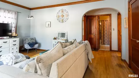 308 E Odell Pl, Peoria, IL 61603 photo 4