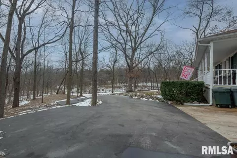 1534 Deer Path, Metamora, IL 61548 photo 8