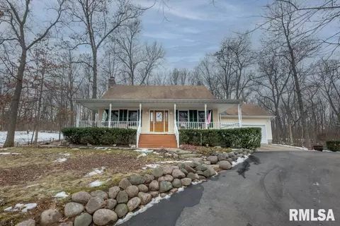 1534 Deer Path, Metamora, IL 61548 photo 1