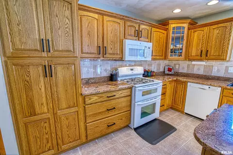 3812 S Wheatfield Way, Mapleton, IL 61547 photo 13