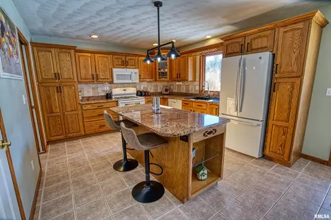3812 S Wheatfield Way, Mapleton, IL 61547 photo 10