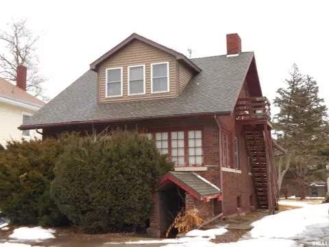 325 S Lafayette St, Macomb, IL 61455 photo 1
