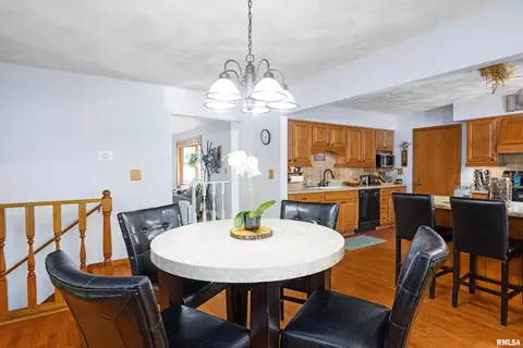 318 Pinecrest, Germantown Hills, IL 61548 photo 9