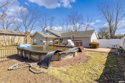 318 Pinecrest, Germantown Hills, IL 61548 photo 40