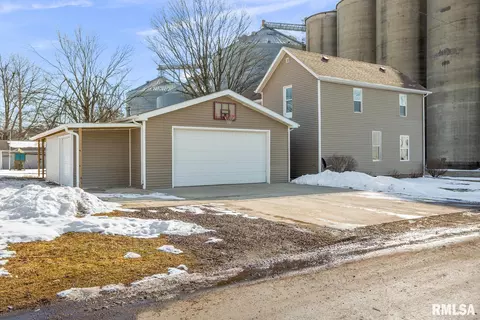 116 W Main St, Danvers, IL 61732 photo 37