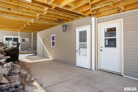 116 W Main St, Danvers, IL 61732 photo 34