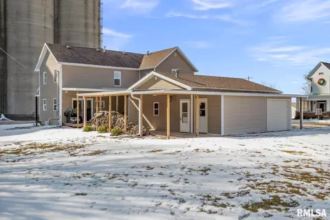 116 W Main St, Danvers, IL 61732 photo 36