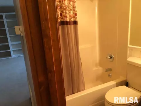 2013 Oakmont Ct, Macomb, IL 61455 photo 13
