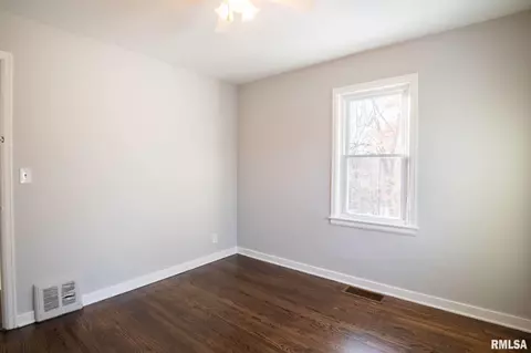 303 Timberlan Rd, Metamora, IL 61548 photo 27