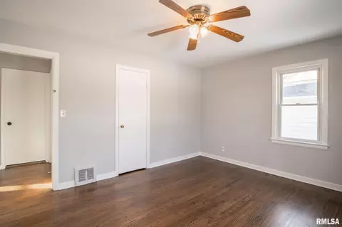 303 Timberlan Rd, Metamora, IL 61548 photo 23