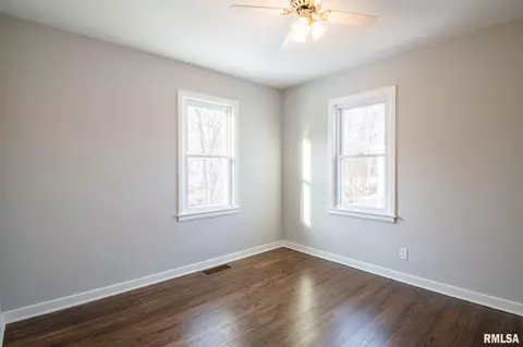 303 Timberlan Rd, Metamora, IL 61548 photo 25
