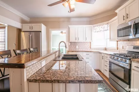 416 E Chatham St, Metamora, IL 61548 photo 12