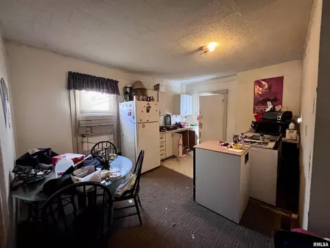 326 W Calhoun St, Macomb, IL 61455 photo 10