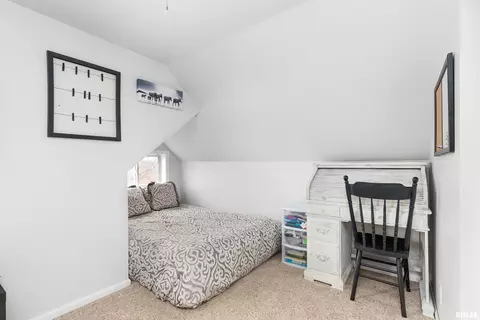 106 S Creamery St, Eureka, IL 61530 photo 32