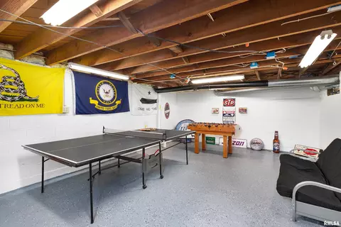 106 S Creamery St, Eureka, IL 61530 photo 41