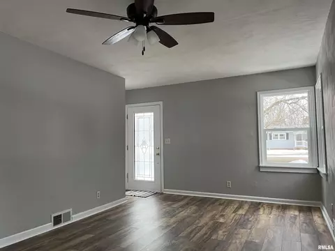 1105 3rd St, Lacon, IL 61540 photo 3