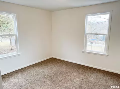 213 Shaft St, Eureka, IL 61530 photo 23