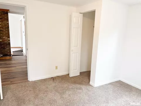 213 Shaft St, Eureka, IL 61530 photo 24
