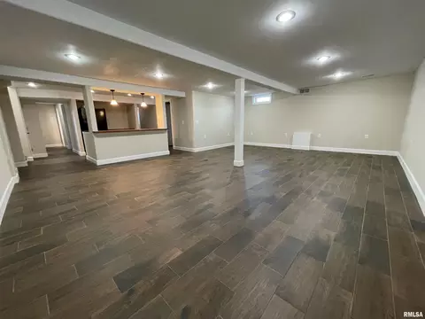 421 S Ward St, Macomb, IL 61455 photo 28