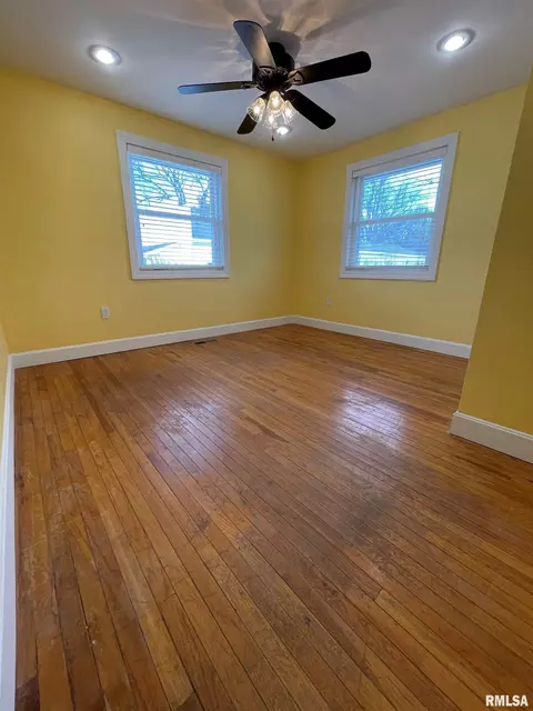 421 S Ward St, Macomb, IL 61455 photo 18