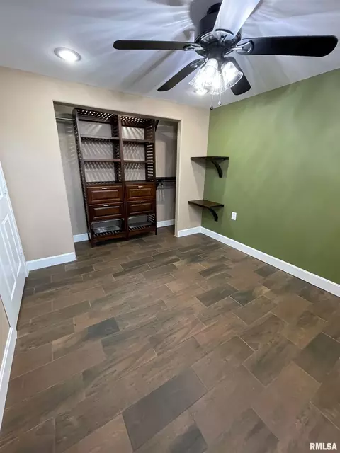 421 S Ward St, Macomb, IL 61455 photo 33