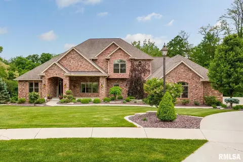 113 Ruth Ct, Washington, IL 61571