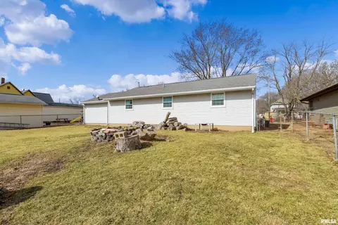 206 E 2nd St, Mackinaw, IL 61755 photo 23